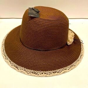 D&Y Woven Hat with Flower NWT